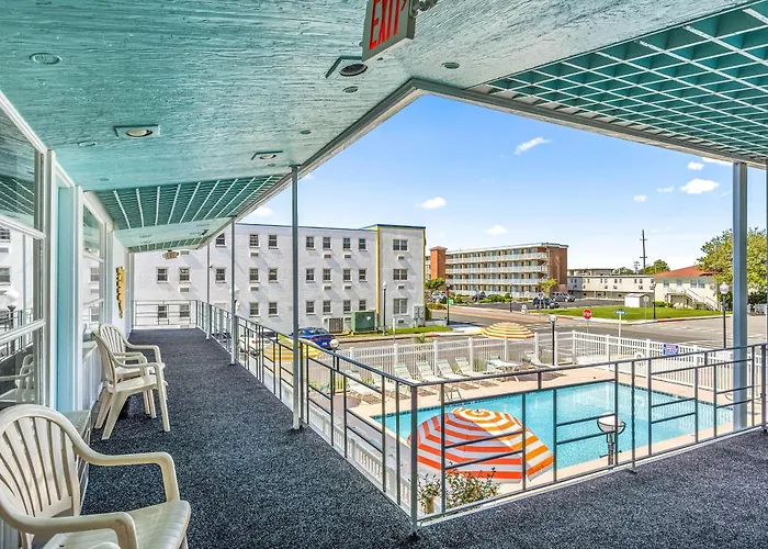 Eden Roc Motel